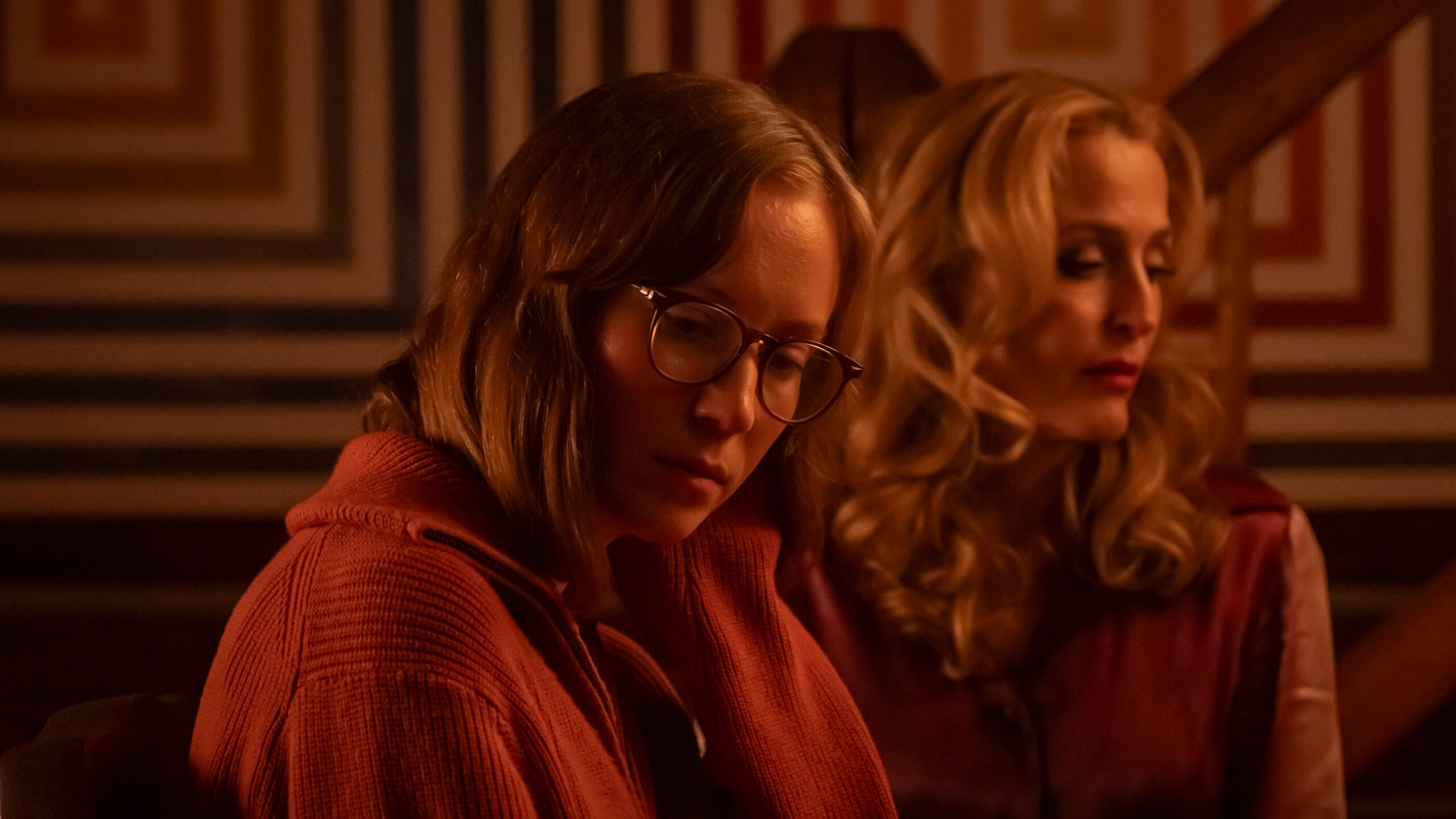 Gillian Anderson and Hannah Einbinder in Camp Miasma.